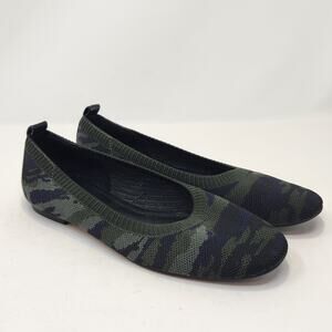 Sanctuary Womens Social Camo Ballet Flats Size 7.5 M Slip On Shoes Green Black